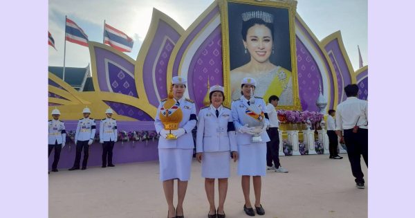 💜✨เนื่องในโอกาสพระราชพิธีมหามงคลเฉลิมพระชนมพรรษา 4 รอบ สมเด็จพระนางเจ้าสุทิดา พัชรสุธาพิมลลักษณ พระบรมราชินี 3 มิถุนายน 2569 สำนักงาน ก.พ.ร. ได้ร่วมพิธีเฉลิมพระเกียรติฯ ในช่วงเย็นตามลำดับ ดังนี้